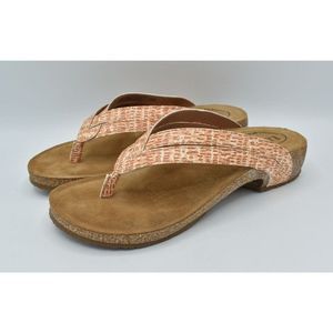 Taos Footwear Sandals in Pink and Tan